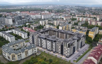 Комплекс житлових будинків  по вул. Капушанській -Бориса Тлехаса, 89а